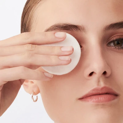 Lancome Bi-Facil Clean & Care Démaquillant Yeux Instantané - 95% D'ingrédients D'origine Naturelle 6 Lancome Bi-Facil Clean & Care Démaquillant Yeux Instantané - 95% D'ingrédients D'origine Naturelle – Image 6