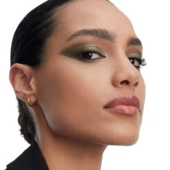 Yves Saint Laurent Couture Mini Clutch Palette De Fards à Paupières - Pigments Intenses - Longue Tenue 27 Yves Saint Laurent Couture Mini Clutch Palette De Fards à Paupières - Pigments Intenses - Longue Tenue -Kapao Magasin coutur mini clutch 11