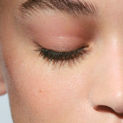 Clarins Eau Micellaire Démaquillante - Peaux Sensibles Démaquillant 3 Clarins Eau Micellaire Démaquillante - Peaux Sensibles Démaquillant – Image 3