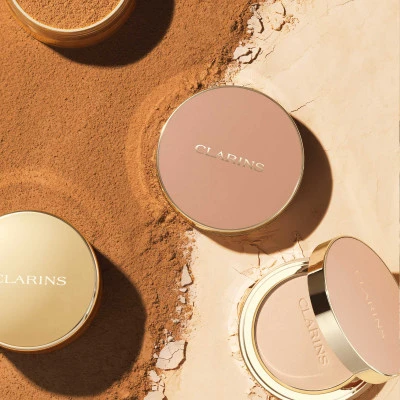 Clarins Ever Matte Compact Powder Poudre Compacte Matifiante Infusée Au Lait De Pêcher 19 Clarins Ever Matte Compact Powder Poudre Compacte Matifiante Infusée Au Lait De Pêcher – Image 19