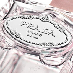 Prada Infusion De Rose Eau De Parfum 10 Prada Infusion De Rose Eau De Parfum -Kapao Magasin infusion de rose 4