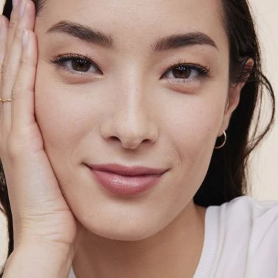 Clarins Skin Illusion Full Coverage Haute Couvrance Teint Mat Lumineux Longue Tenue & Hydratation 9 Clarins Skin Illusion Full Coverage Haute Couvrance Teint Mat Lumineux Longue Tenue & Hydratation – Image 9