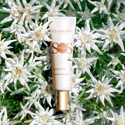 Clarins SOS Primer Base De Teint Illuminatrice 4 Clarins SOS Primer Base De Teint Illuminatrice – Image 4