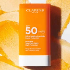 Clarins Stick Solaire Invisible SPF50 Protection Solaire Visage UVA/UVB 50 7 Clarins Stick Solaire Invisible SPF50 Protection Solaire Visage UVA/UVB 50 -Kapao Magasin stick solaire invisible spf50 2