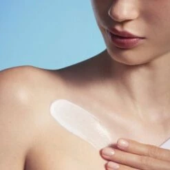 Biotherm Waterlover Spray Solaire Hydratant Multi-protection SPF50+ 8 Biotherm Waterlover Spray Solaire Hydratant Multi-protection SPF50+ -Kapao Magasin waterlover milky 3