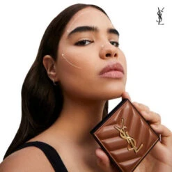 Yves Saint Laurent All Hours Hyper Bronze Poudre Bronzante 35 Yves Saint Laurent All Hours Hyper Bronze Poudre Bronzante -Kapao Magasin ysl ah bronze 15